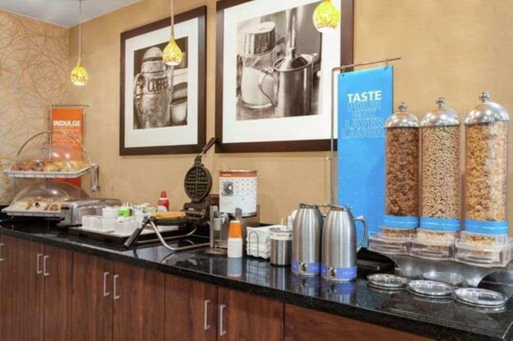 Hampton Inn & Suites Lancaster Kültér fotó