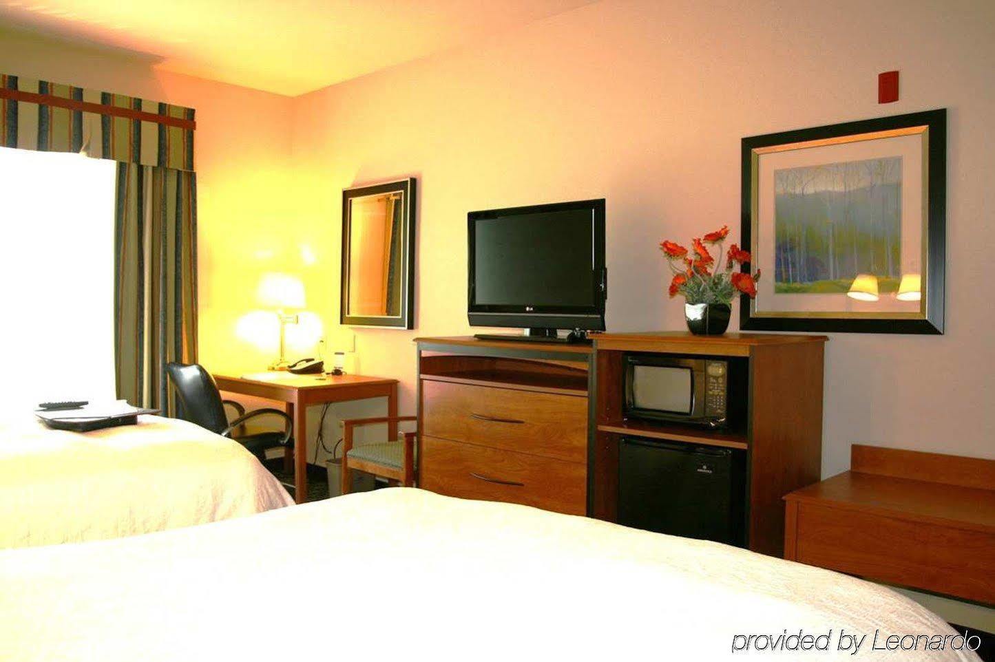 Hampton Inn & Suites Lancaster Szoba fotó