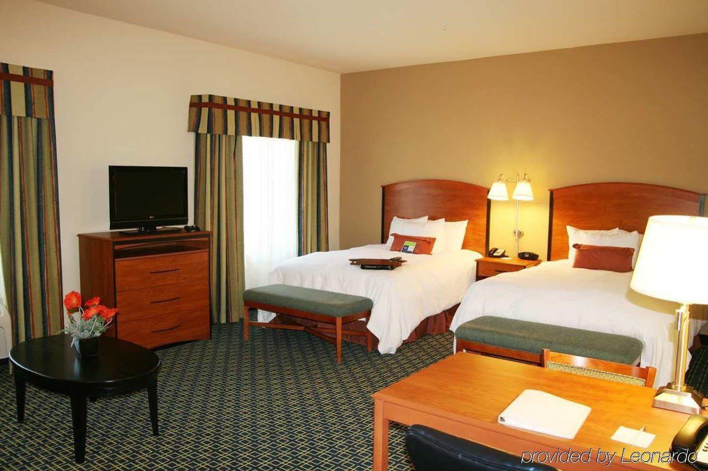 Hampton Inn & Suites Lancaster Szoba fotó